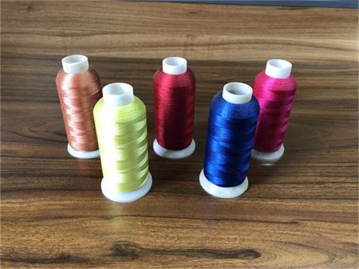 White Embryo Pine Tube Polyester Embroidery Thread